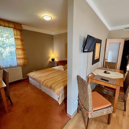 Luxus Golf Apartment Bük エクステリア 写真