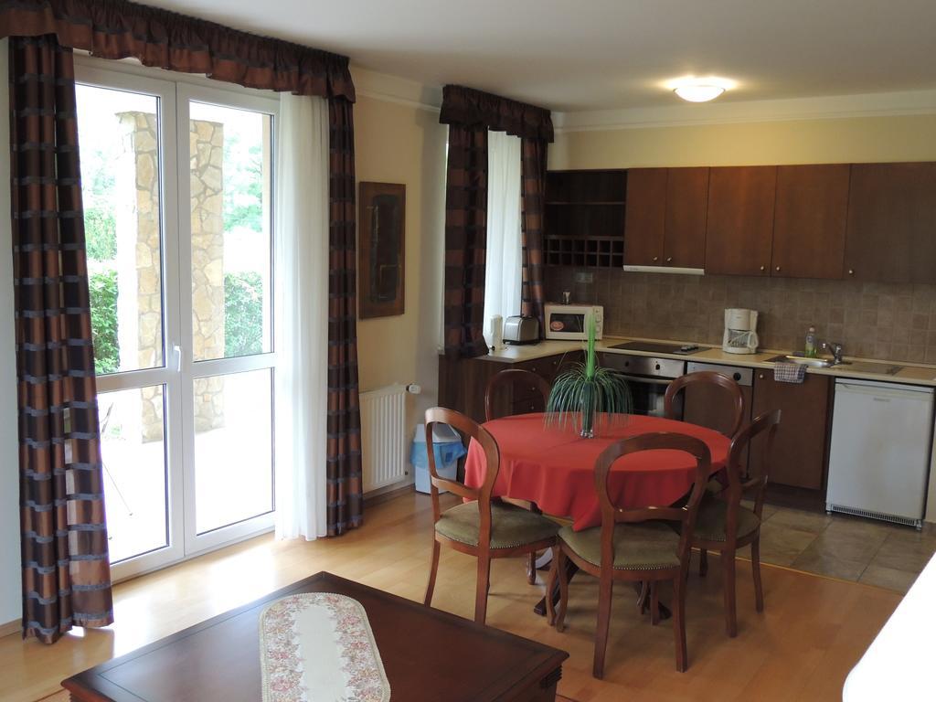 Luxus Golf Apartment Bük 部屋 写真